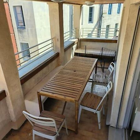 Апартаменти 4 - 6 Personnes Nimes Centre - Clim - Terrasse - Wifi Екстер'єр фото