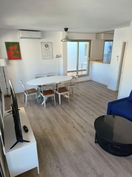 Апартаменти 4 - 6 Personnes Nimes Centre - Clim - Terrasse - Wifi Екстер'єр фото